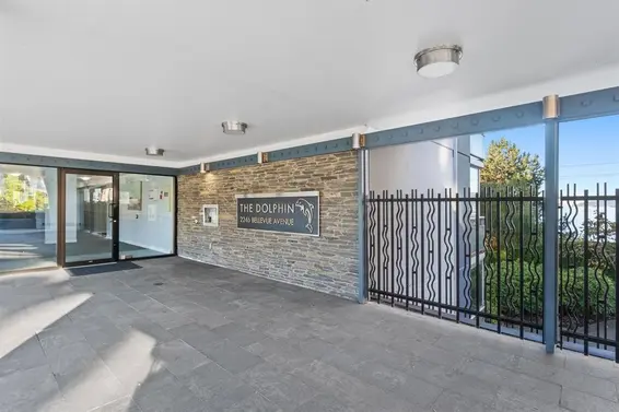 102 2246 Bellevue Avenue, West Vancouver For Sale - image 4