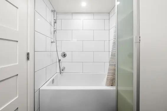 4507 Summerside Lane, North Vancouver For Sale - image 35