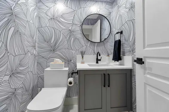 1102 Strathaven Drive, North Vancouver For Sale - image 11