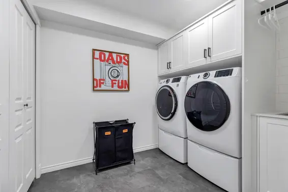 1102 Strathaven Drive, North Vancouver For Sale - image 22