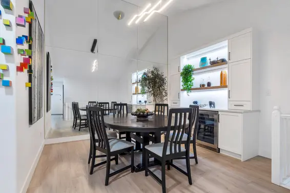 1102 Strathaven Drive, North Vancouver For Sale - image 9