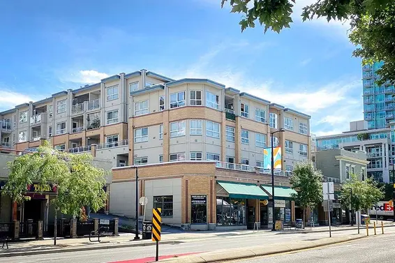 411 108 West Esplanade Avenue, North Vancouver For Sale - image 32