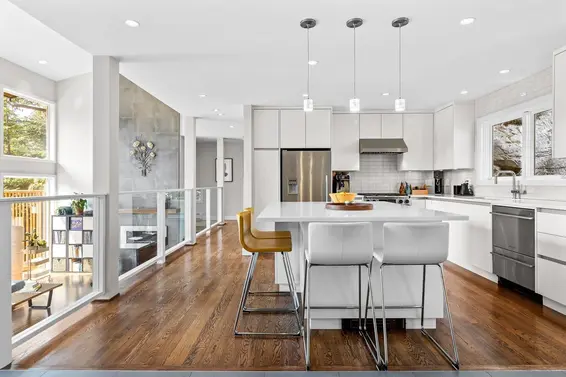 6965 Marine Drive, West Vancouver For Sale - image 8