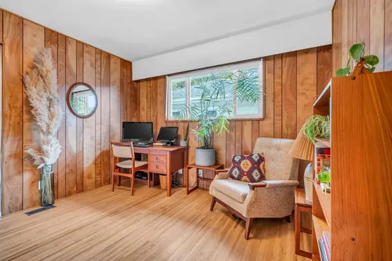 852 East 17th Street, North Vancouver For Sale - image 12