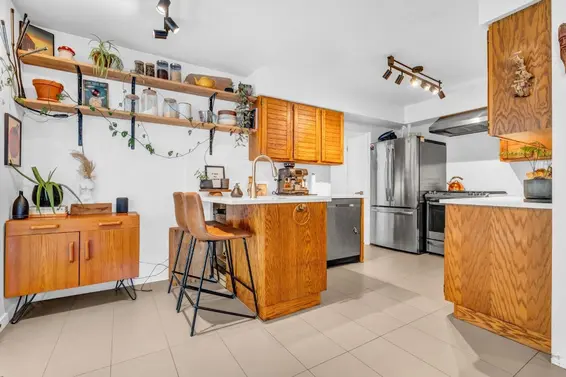 852 East 17th Street, North Vancouver For Sale - image 16