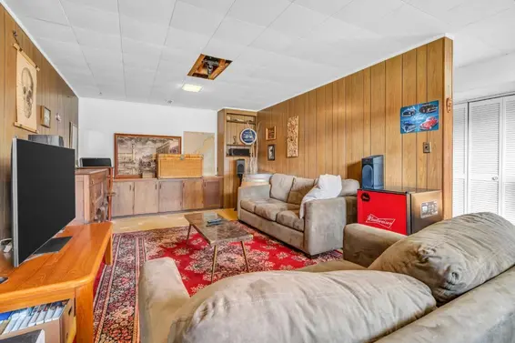 852 East 17th Street, North Vancouver For Sale - image 20
