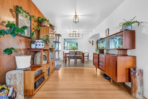 852 East 17th Street, North Vancouver For Sale - image 5