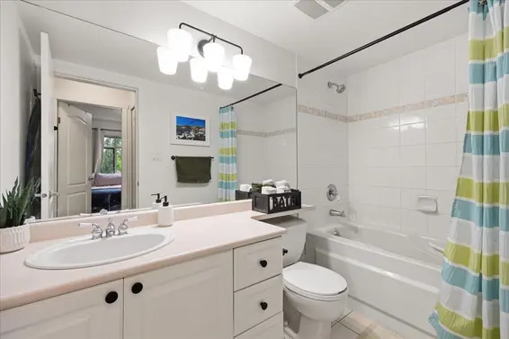 411 2059 Chesterfield Avenue, North Vancouver For Sale - image 22