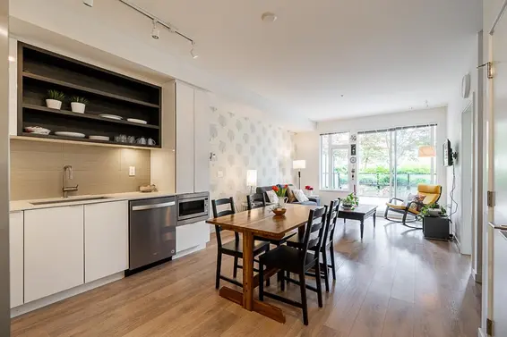 218 725 Marine Drive, North Vancouver For Sale - image 2