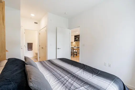 218 725 Marine Drive, North Vancouver For Sale - image 9