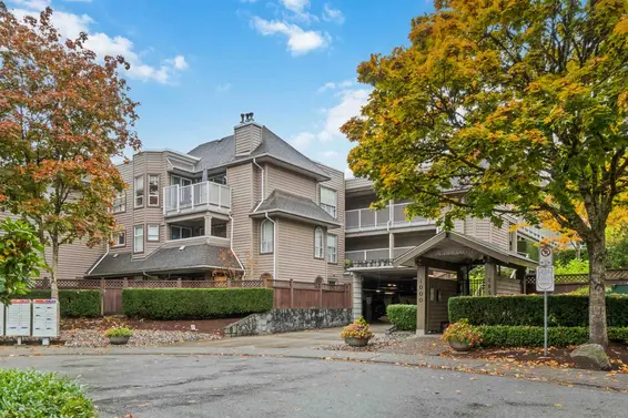 310 1000 Bowron Court, North Vancouver