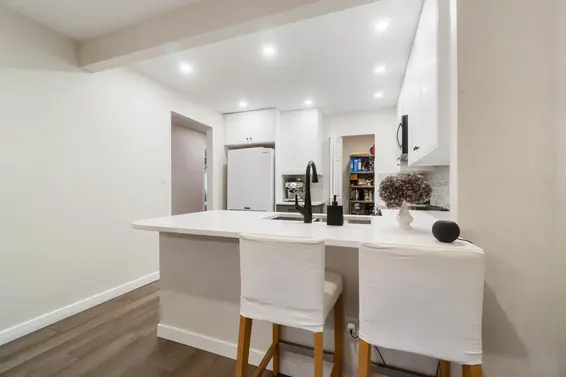 310 1000 Bowron Court, North Vancouver For Sale - image 8