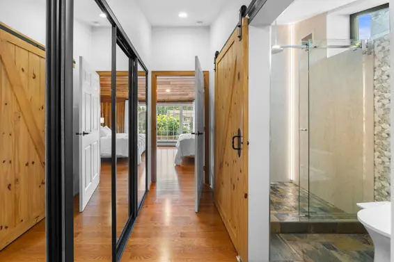 2540 Boswell Avenue, North Vancouver For Sale - image 18