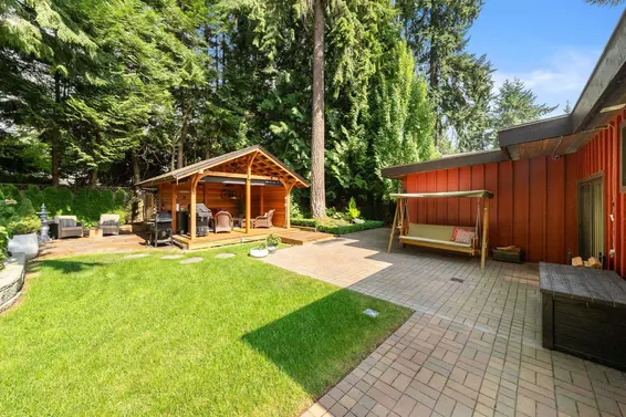 2540 Boswell Avenue, North Vancouver For Sale - image 36