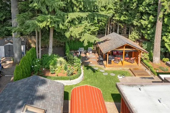 2540 Boswell Avenue, North Vancouver For Sale - image 40