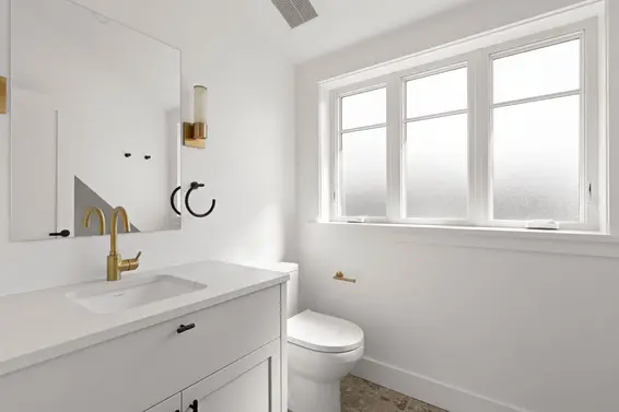 1 326 West 14th Street, North Vancouver For Sale - image 13