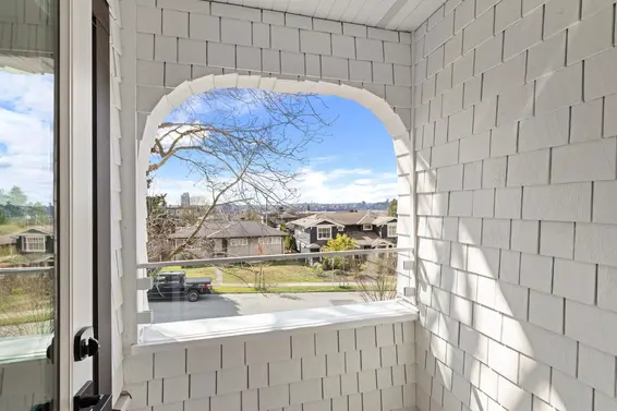 1 326 West 14th Street, North Vancouver For Sale - image 16