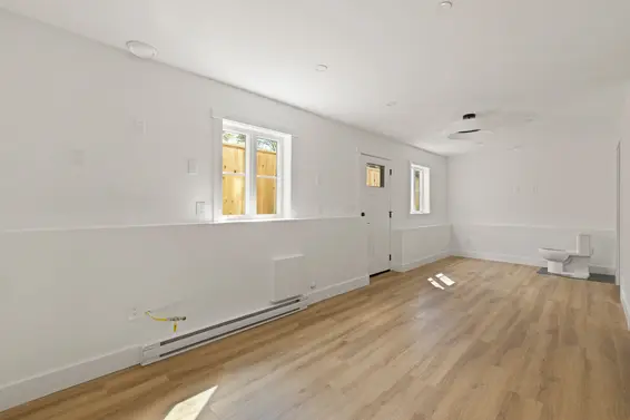 1 326 West 14th Street, North Vancouver For Sale - image 18