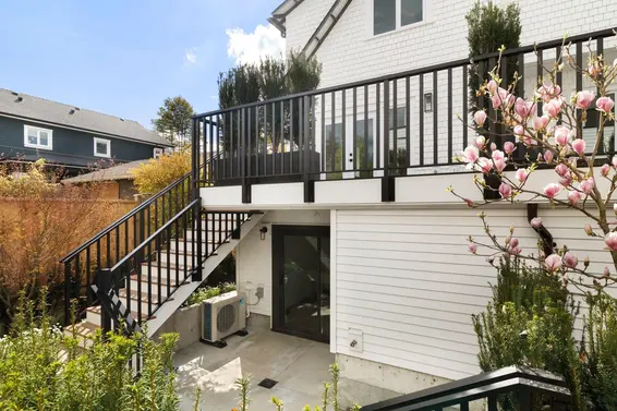 1 326 West 14th Street, North Vancouver For Sale - image 20