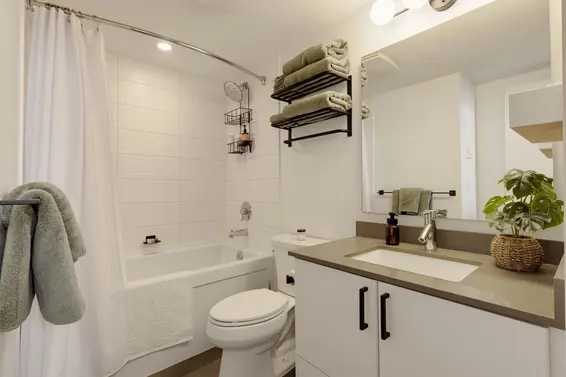 234 735 West 15th Street, North Vancouver For Sale - image 15
