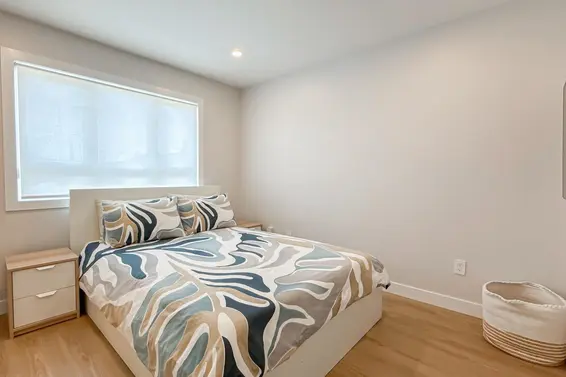 1823 Chesterfield Avenue, North Vancouver For Sale - image 19