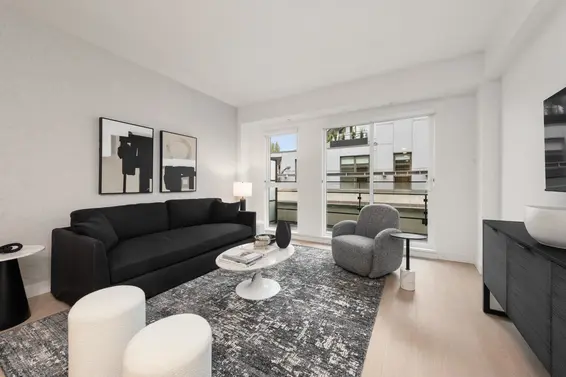 365 422 East 3rd Street, North Vancouver For Sale - image 11