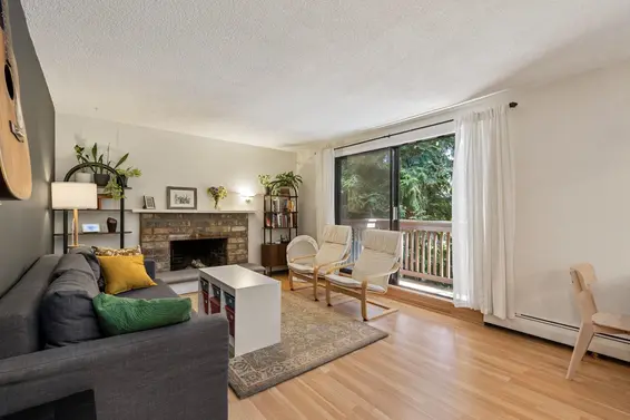 209 310 East 3rd Street, North Vancouver For Sale - image 2