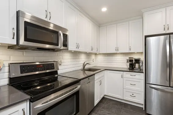 209 310 East 3rd Street, North Vancouver For Sale - image 21