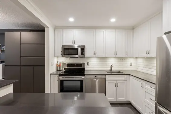 209 310 East 3rd Street, North Vancouver For Sale - image 22