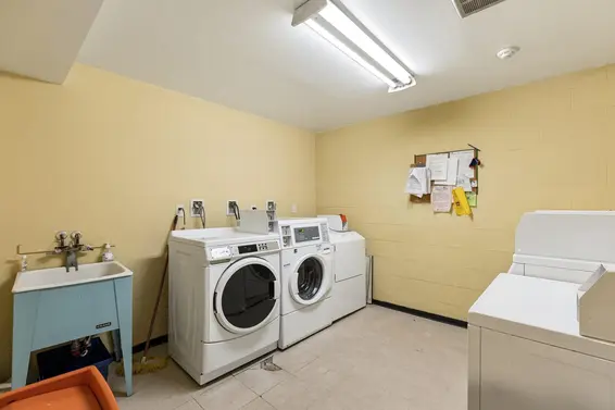 209 310 East 3rd Street, North Vancouver For Sale - image 39