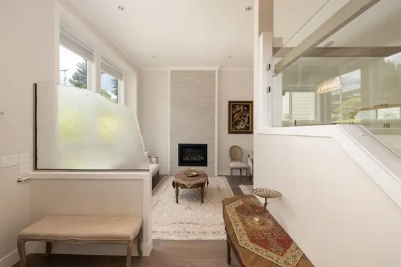 481 West Windsor Road, North Vancouver For Sale - image 10