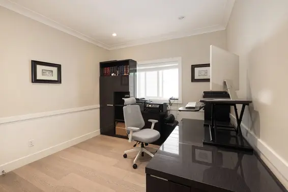 481 West Windsor Road, North Vancouver For Sale - image 11