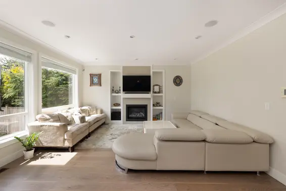 481 West Windsor Road, North Vancouver For Sale - image 23