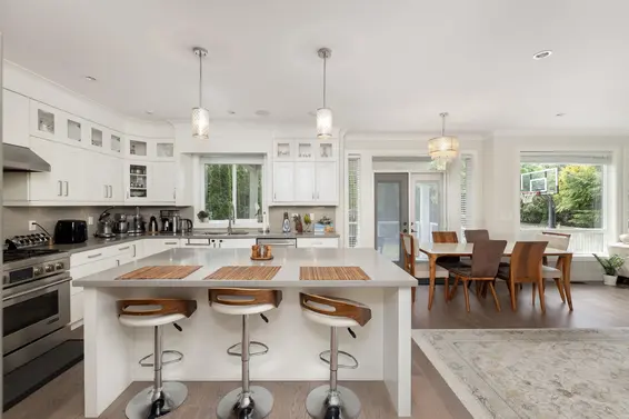 481 West Windsor Road, North Vancouver For Sale - image 7