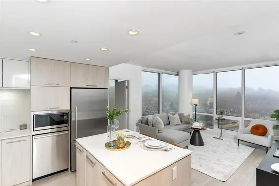 1402 680 Seylynn Crescent, North Vancouver