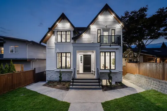 2341 Jones Avenue, North Vancouver For Sale - image 35