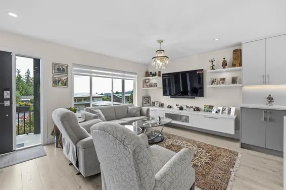 738 Sylvan Avenue, North Vancouver For Sale - image 12