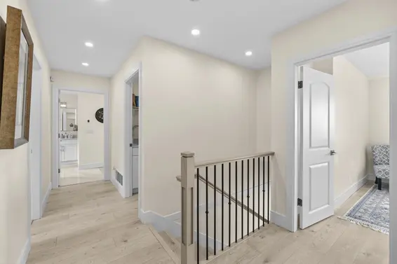 738 Sylvan Avenue, North Vancouver For Sale - image 26