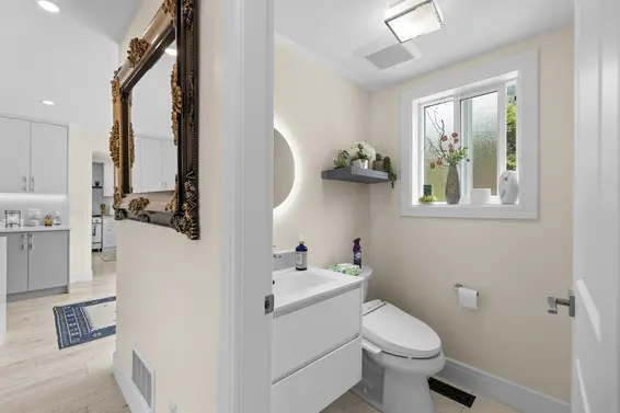 738 Sylvan Avenue, North Vancouver For Sale - image 30