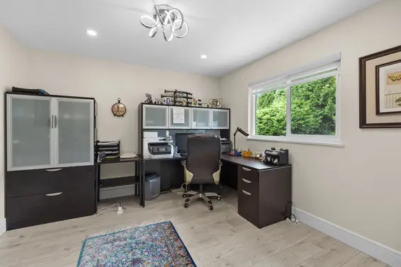 738 Sylvan Avenue, North Vancouver For Sale - image 32