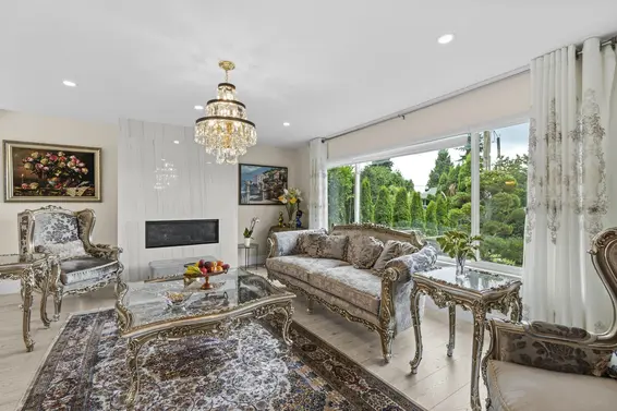 738 Sylvan Avenue, North Vancouver For Sale - image 5