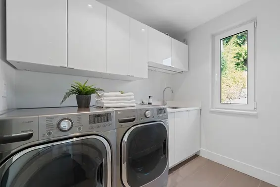 3373 Radcliffe Avenue, West Vancouver For Sale - image 30