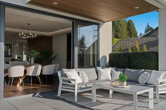 3373 Radcliffe Avenue, West Vancouver For Sale - image 35