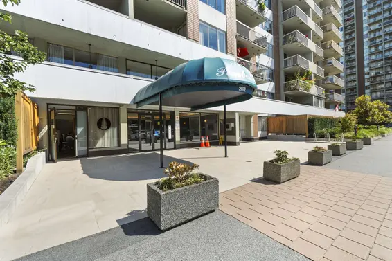 1118 2012 Fullerton Avenue, North Vancouver For Sale - image 28