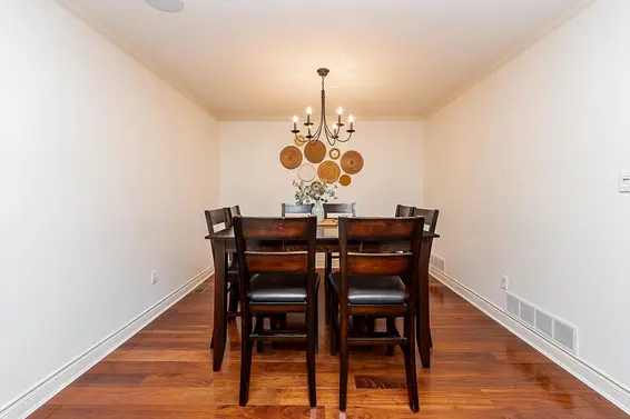 1174 Strathaven Drive, North Vancouver For Sale - image 11