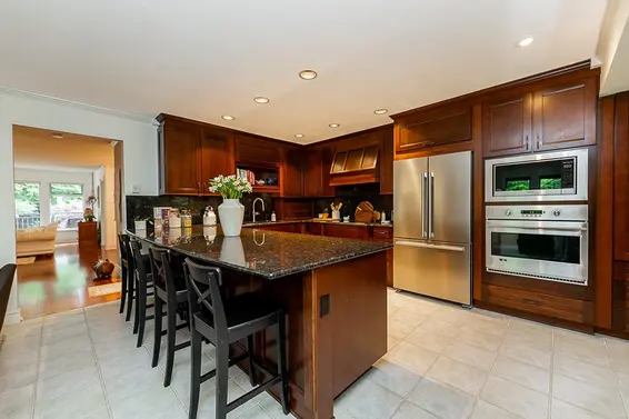 1174 Strathaven Drive, North Vancouver For Sale - image 2