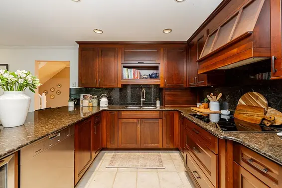 1174 Strathaven Drive, North Vancouver For Sale - image 5
