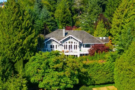 4659 Woodgreen Drive, West Vancouver For Sale - image 35