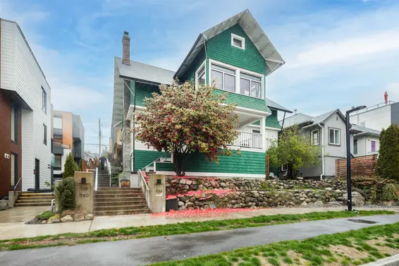 736 East 3rd Street, North Vancouver For Sale - image 2