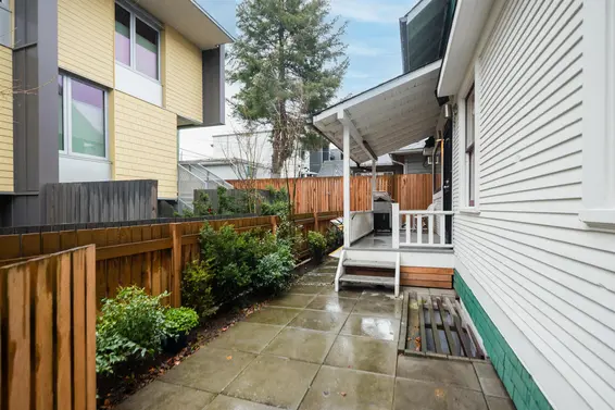 736 East 3Rd Street, North Vancouver For Sale - image 32